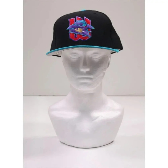 Wichita Wranglers Vintage New Era Wool Fitted Minor League Baseball Hat 7 1/2 - Picture 2 of 6
